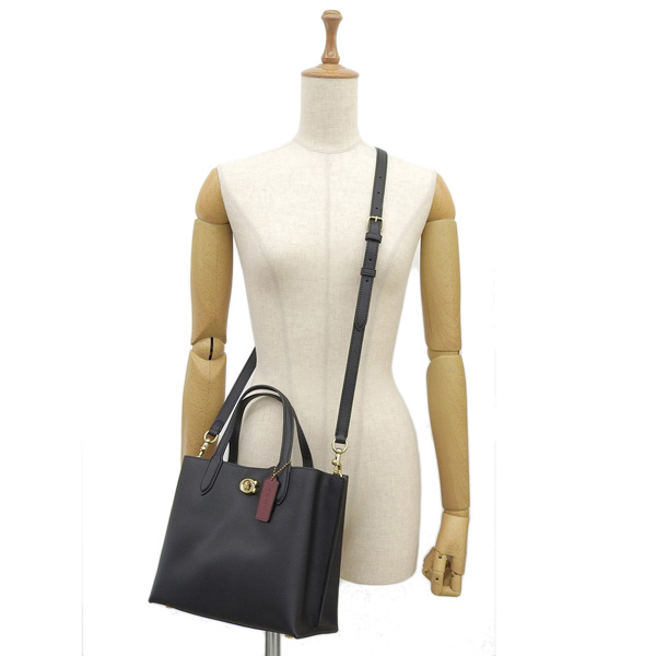 COACH Women