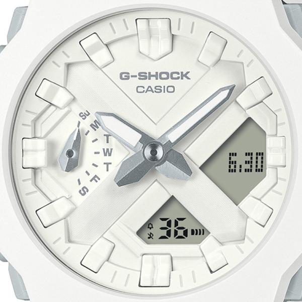 CASIO G-SHOCK ホワイト腕時計 CASIO G-SHOCK series men's double needle quartz watch GA-2300-7AJF